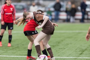 Bild 166 - wBJ FC St. Pauli - Walddoerfer SV : Ergebnis: 3:4